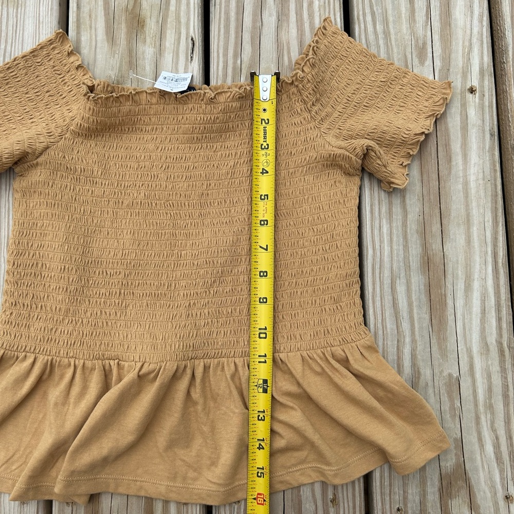 American eagle smocked off the shoulder ruffle top Size Medium New With Tags - Picture 9 of 15